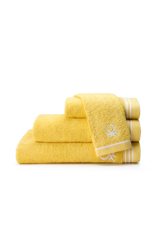 סדרת Classic Benetton , מגבות חלקות עם רקמת לוגו אלגנטית - צהוב - Image 3