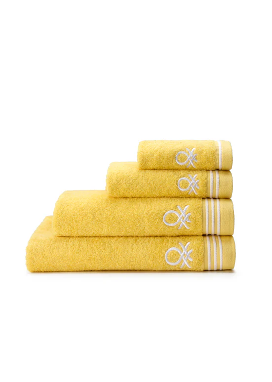 סדרת Classic Benetton , מגבות חלקות עם רקמת לוגו אלגנטית - צהוב - Image 4
