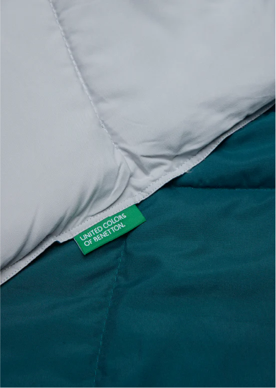 שמיכת מעבר דו־צדדית Benetton -  ירוק ואפור - Image 3